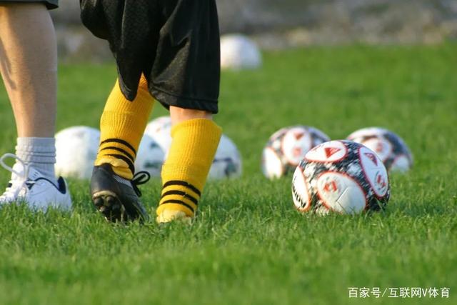 荣耀接力！赵心童祝贺吴宜泽夺冠：“这是中国斯诺克”